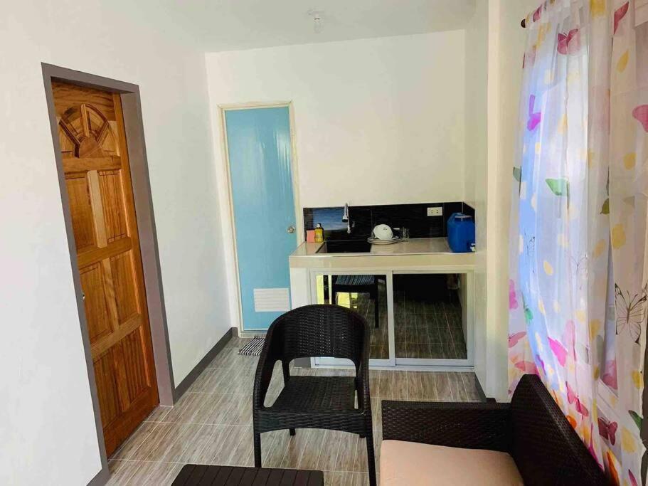 Romblon Transient House Apartment Bagian luar foto